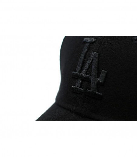 cap LA lana nera cap LA lana nera